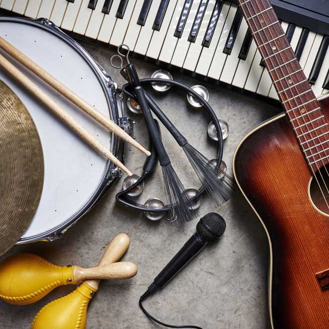 Musical-Instruments2 وظایف دفتر موسیقی چیست؟